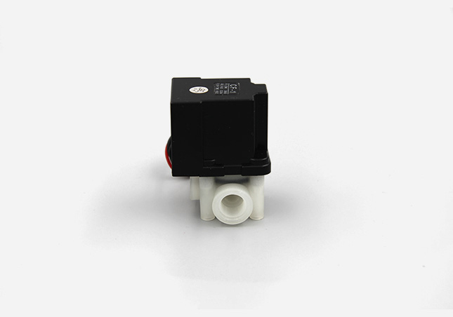 Self-control solenoid valve